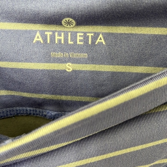 Athleta Purple Gray Striped Capri Leggings Size Small - Picture 3 of 4